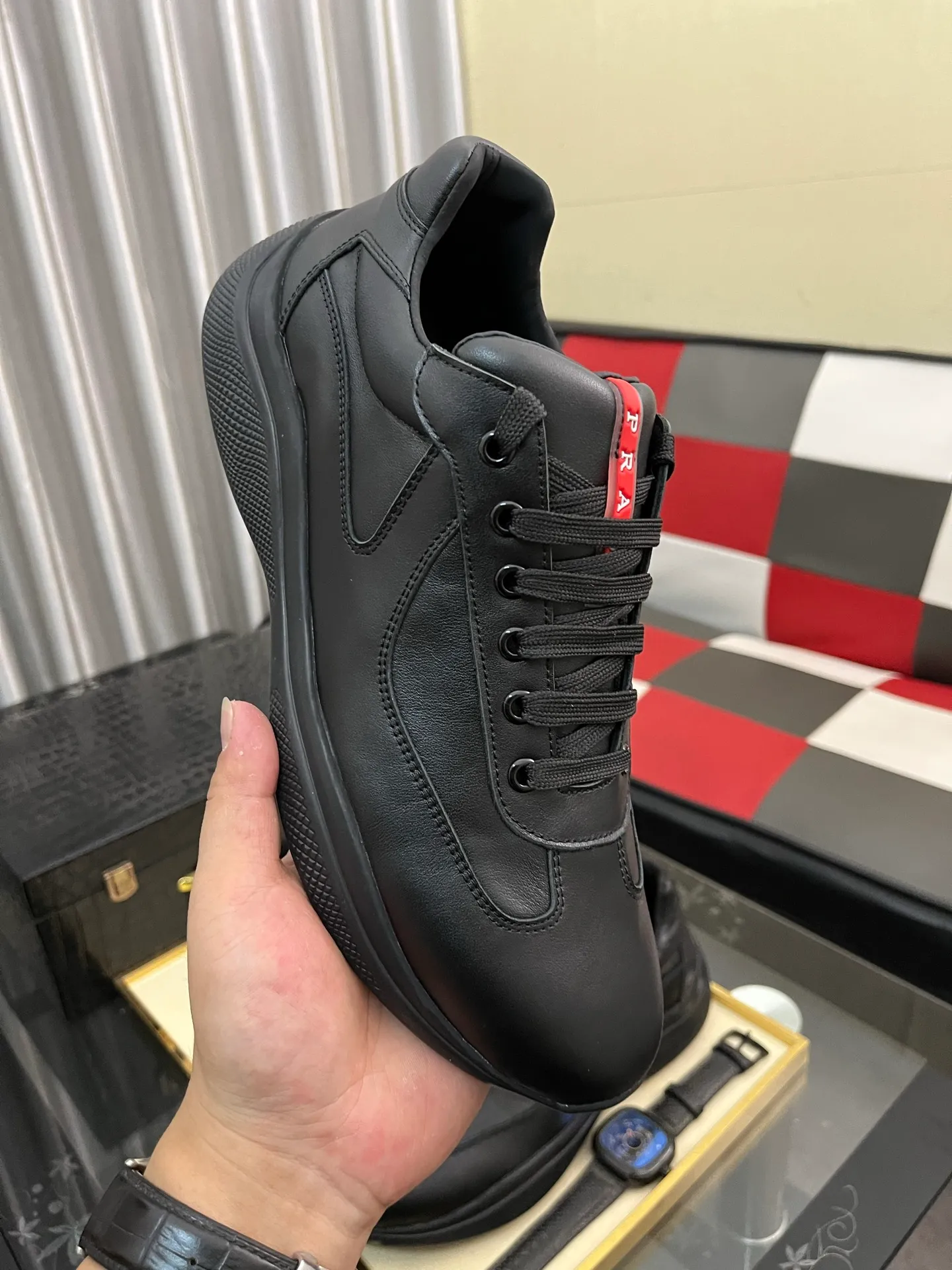 Men's shoes 💰400⌚️⌚️【PRADA】Prada casual shoes, originally developed 1:1, made of high-mercerized cowhide with imported cowhide, silk sheepskin lining, rubber outsole, comfortable and soft on the foot, size: 38-442️⃣Colors available